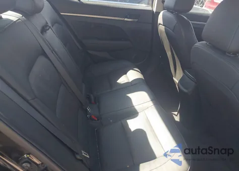 2017 Hyundai Elantra Limited из США, поврежденный, VIN 5NPD84LF8HH069857